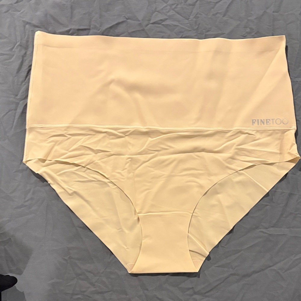Women's High-Waist Shapewear Briefs - Soft Cream